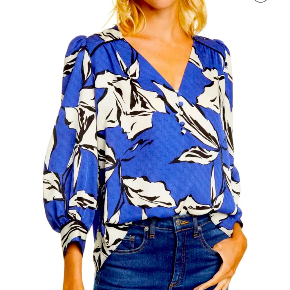 Veronica Beard NWT Blue Floral Shirt